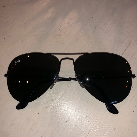 All black ray ban aviators, worn twice, brand new! - Picture 3 of 6